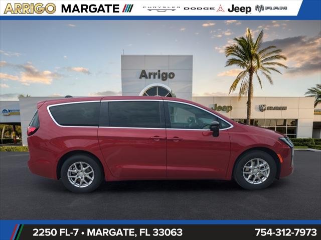 2027 Chrysler Pacifica Select