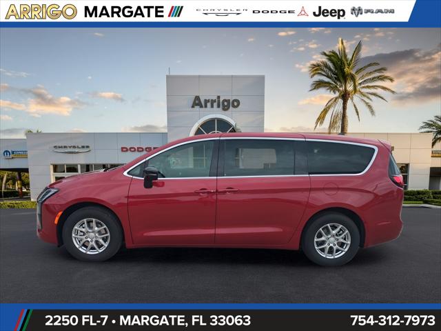 2027 Chrysler Pacifica Select