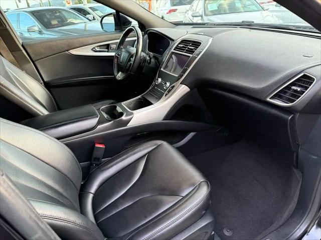 2020 Lincoln Nautilus Standard