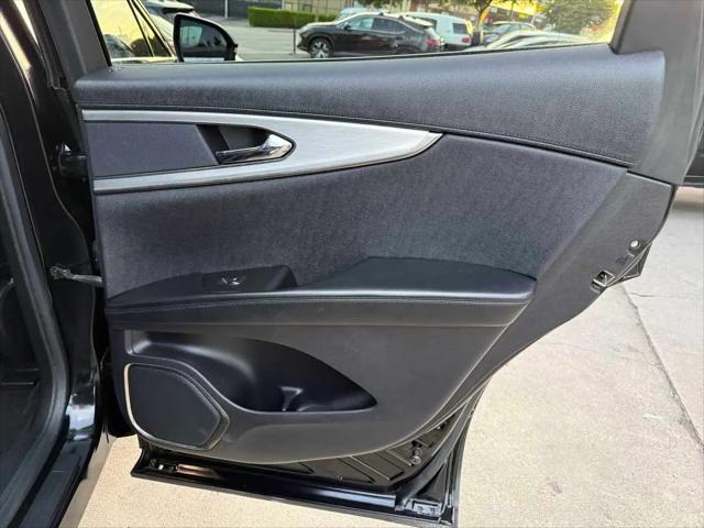 2020 Lincoln Nautilus Standard