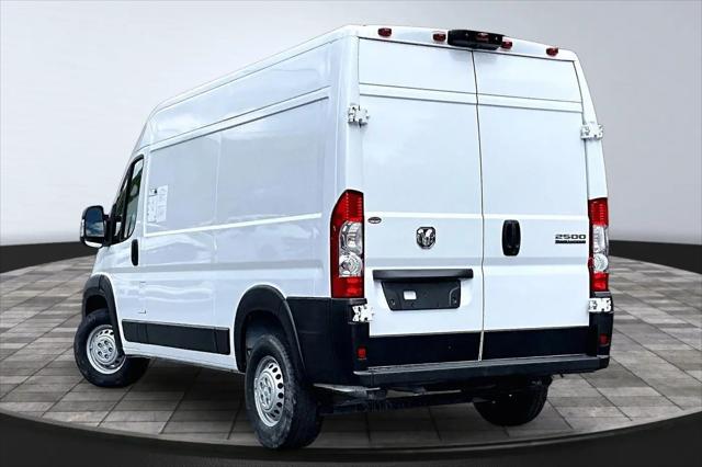 2025 Ram ProMaster 2500 Cargo Van Tradesman High Roof 136" WB w/Pass Seat