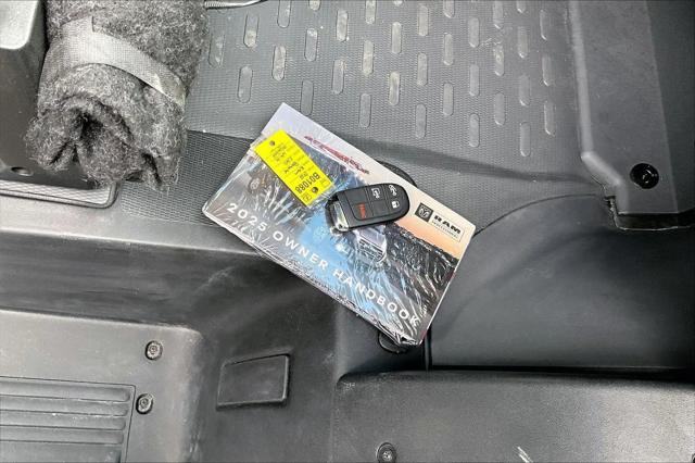 2025 Ram ProMaster 2500 Cargo Van Tradesman High Roof 136" WB w/Pass Seat
