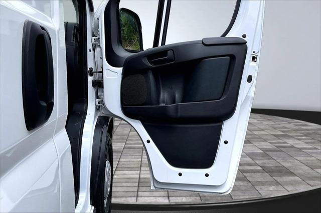 2025 Ram ProMaster 2500 Cargo Van Tradesman High Roof 136" WB w/Pass Seat