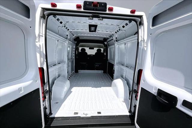 2025 Ram ProMaster 2500 Cargo Van Tradesman High Roof 136" WB w/Pass Seat