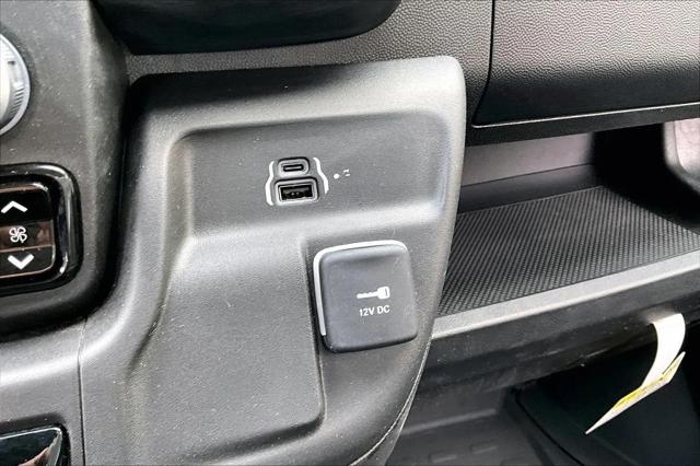 2025 Ram ProMaster 2500 Cargo Van Tradesman High Roof 136" WB w/Pass Seat
