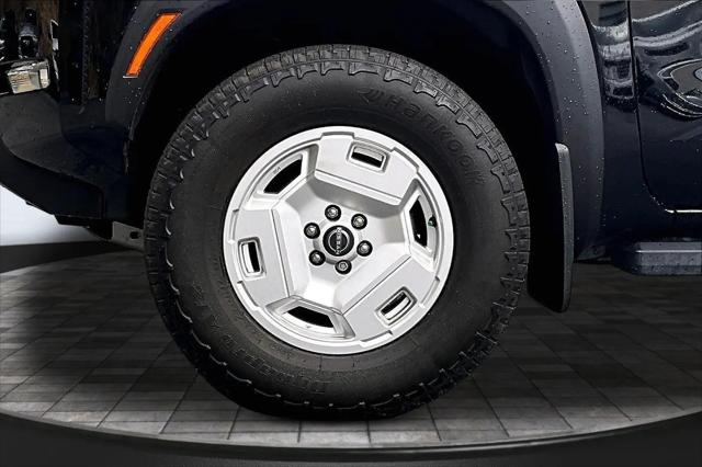 2024 Nissan Frontier Crew Cab SV 4x4