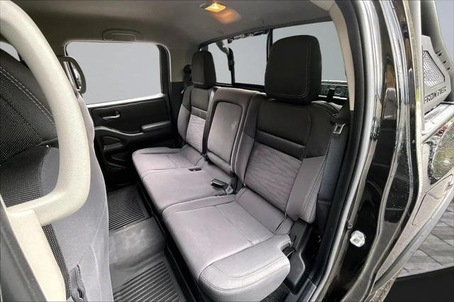 2024 Nissan Frontier Crew Cab SV 4x4
