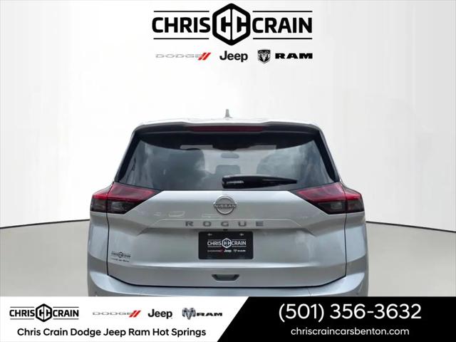 2025 Nissan Rogue SV FWD