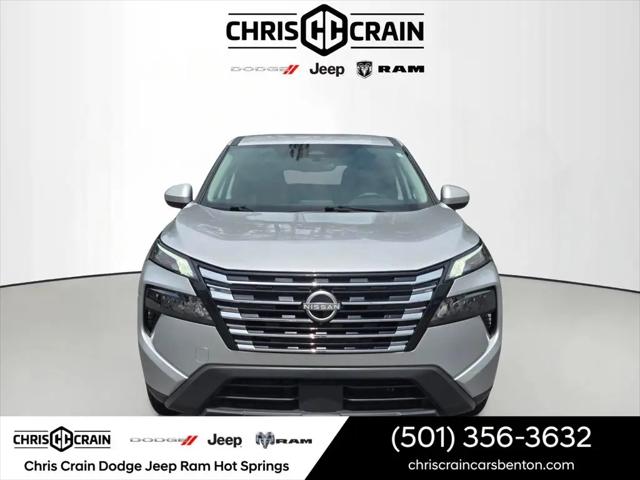 2025 Nissan Rogue SV FWD