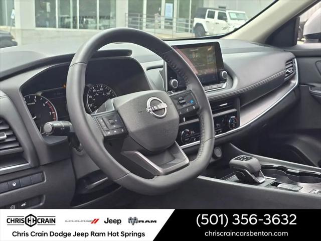 2025 Nissan Rogue SV FWD
