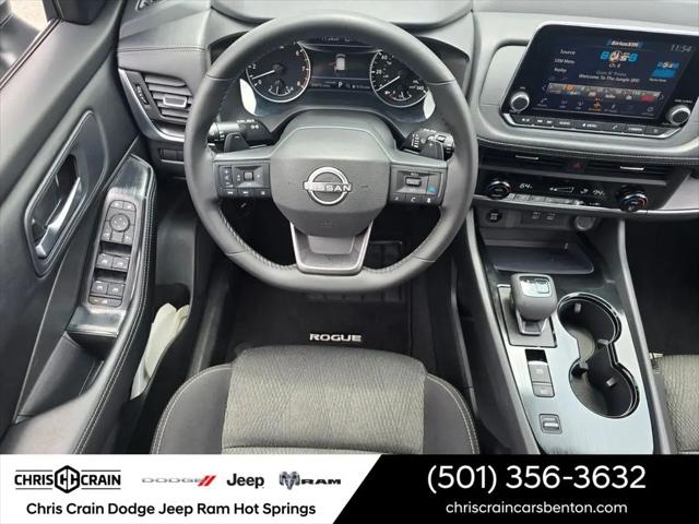 2025 Nissan Rogue SV FWD