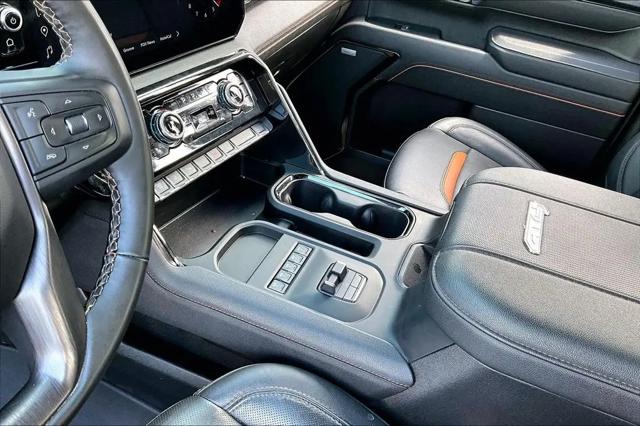2025 GMC Sierra 2500HD Crew Cab, Standard Bed, AT4, 4WD