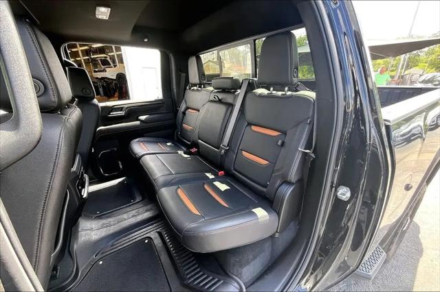 2025 GMC Sierra 2500HD Crew Cab, Standard Bed, AT4, 4WD