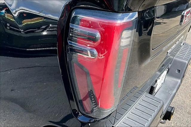 2025 GMC Sierra 2500HD Crew Cab, Standard Bed, AT4, 4WD