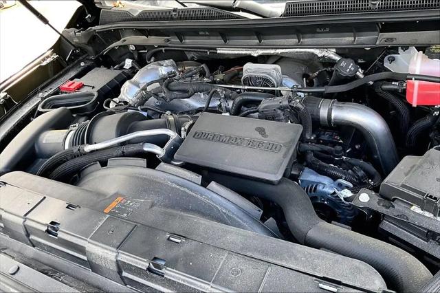 2025 GMC Sierra 2500HD Crew Cab, Standard Bed, AT4, 4WD