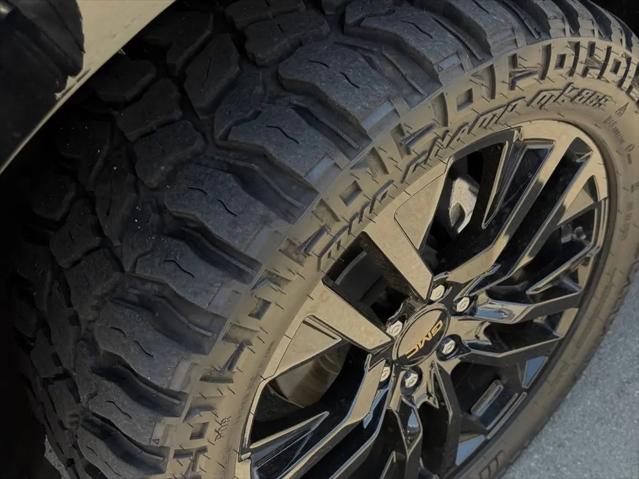 2024 GMC Yukon 4WD Denali