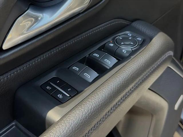 2024 GMC Yukon 4WD Denali