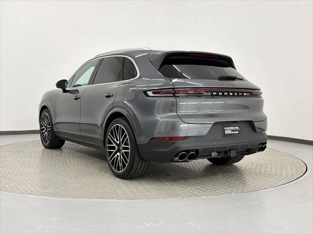 2025 Porsche Cayenne S