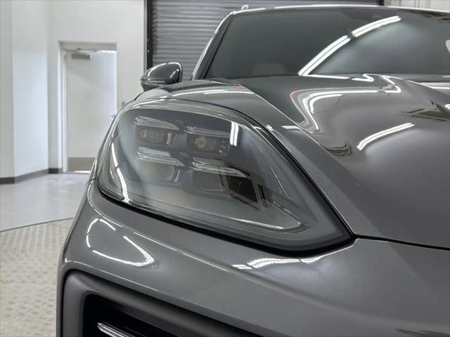 2025 Porsche Cayenne S