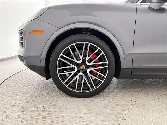 2025 Porsche Cayenne S