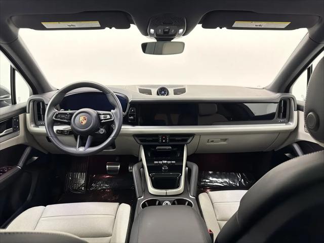 2025 Porsche Cayenne S