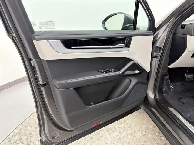 2025 Porsche Cayenne S