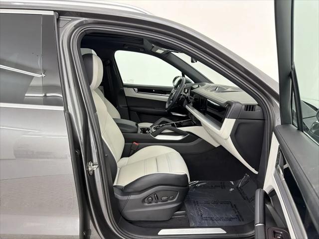 2025 Porsche Cayenne S