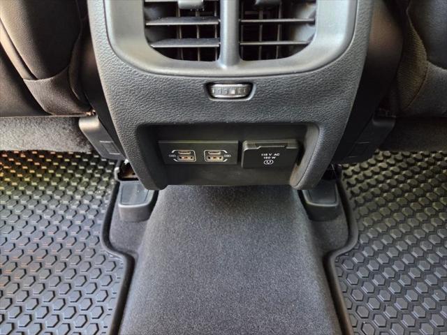 2023 Jeep Cherokee Trailhawk 4x4