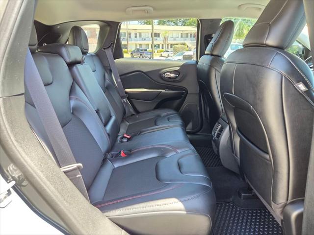 2023 Jeep Cherokee Trailhawk 4x4