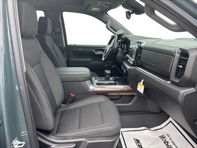 2026 Chevrolet Silverado 1500 4WD Crew Cab Short Bed LT Trail Boss