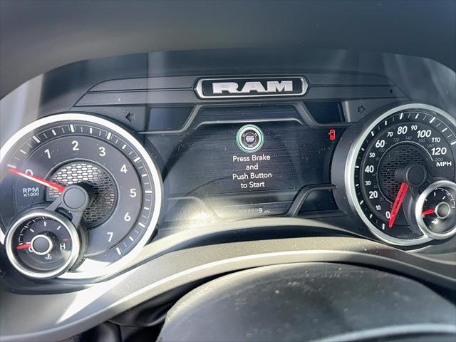 2026 Ram 1500 Express Quad Cab 4x4 64 Box