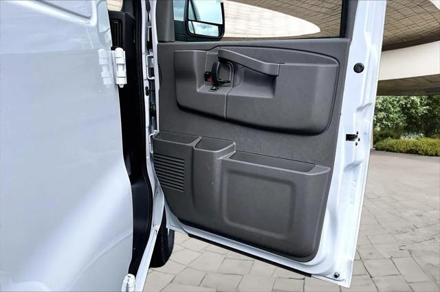 2026 GMC Savana Cargo 2500 Extended Wheelbase, Work Van, RWD