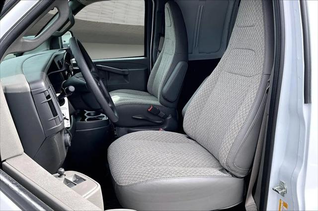 2026 GMC Savana Cargo 2500 Extended Wheelbase, Work Van, RWD