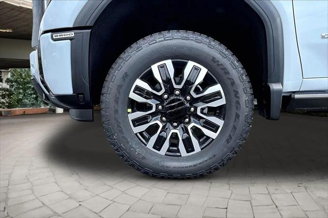 2026 GMC Sierra 2500HD Crew Cab, Standard Bed, Denali Ultimate, 4WD