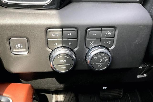 2026 GMC Sierra 2500HD Crew Cab, Standard Bed, Denali Ultimate, 4WD