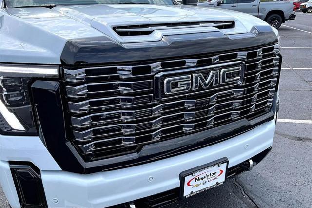 2026 GMC Sierra 2500HD Crew Cab, Standard Bed, Denali Ultimate, 4WD