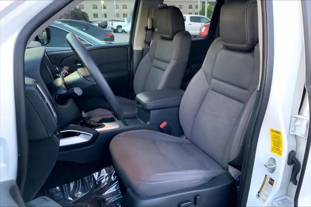 2022 Nissan Frontier Crew Cab SV 4x2