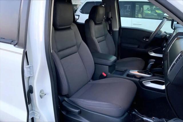 2022 Nissan Frontier Crew Cab SV 4x2