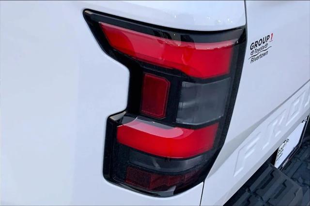 2022 Nissan Frontier Crew Cab SV 4x2