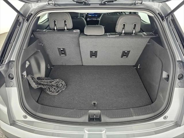 2027 Chevrolet Bolt LT FWD