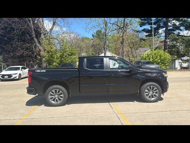2026 Chevrolet Silverado 1500 4WD Crew Cab Short Bed RST