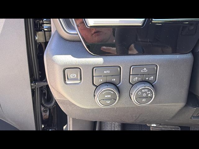 2026 Chevrolet Silverado 1500 4WD Crew Cab Short Bed RST