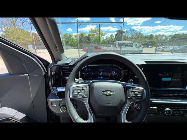 2026 Chevrolet Silverado 1500 4WD Crew Cab Short Bed RST