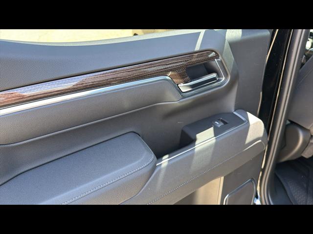 2026 Chevrolet Silverado 1500 4WD Crew Cab Short Bed RST