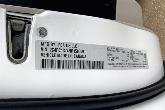 2024 Chrysler Pacifica Hybrid Select
