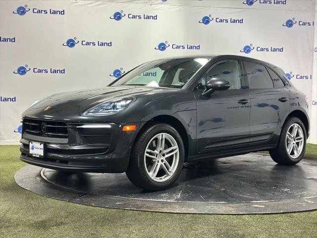 2023 Porsche Macan T