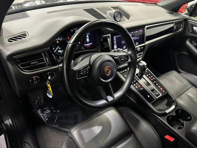 2023 Porsche Macan T