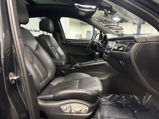 2023 Porsche Macan T