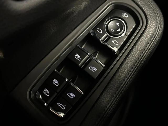 2023 Porsche Macan T