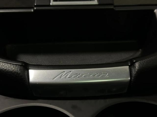 2023 Porsche Macan T